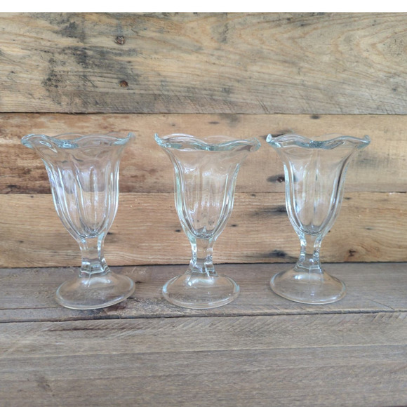 Anchor Hocking Fountainware Clear Footed Sundae Glasses Set of Three - Picture 6 of 11